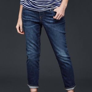 GAP 1969 Girlfriend Jeans 27